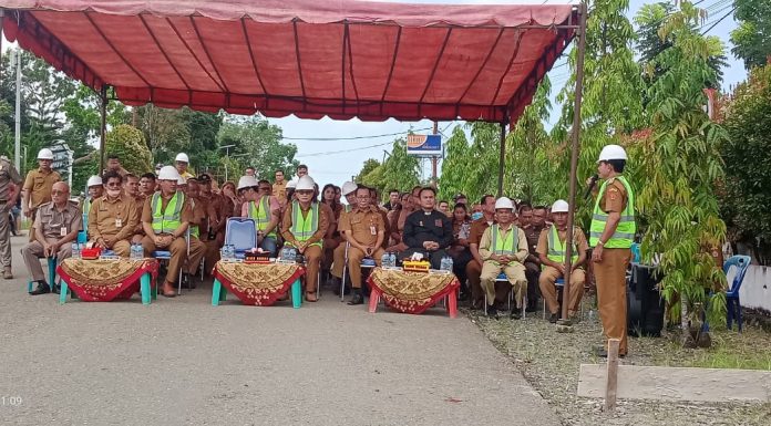 Peletakan Batu Pertama Trotoar, Bupati Harap Dukungan Masyarakat